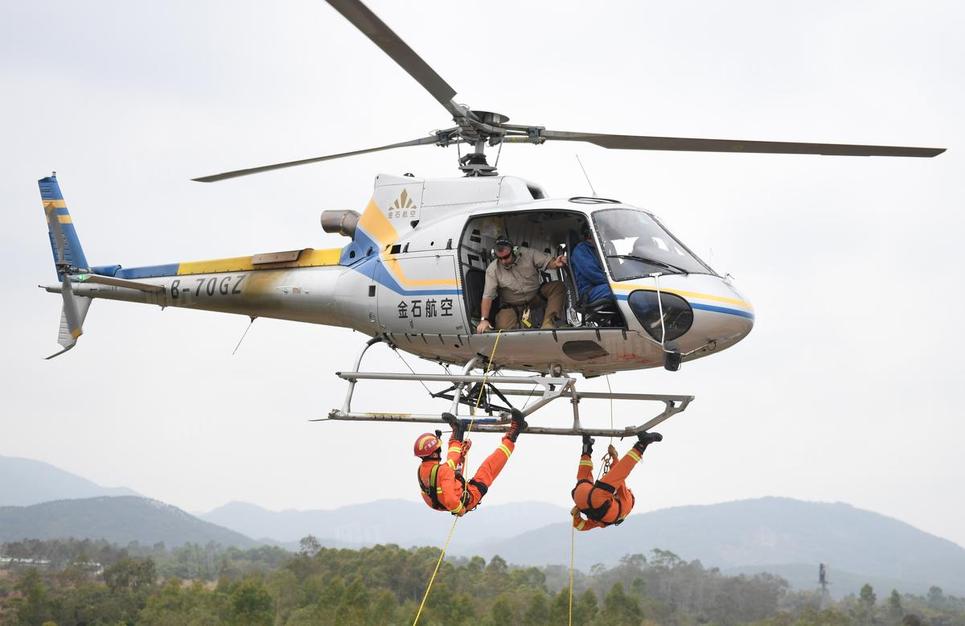 阳江市消防员以后可以坐直升机去"救援"